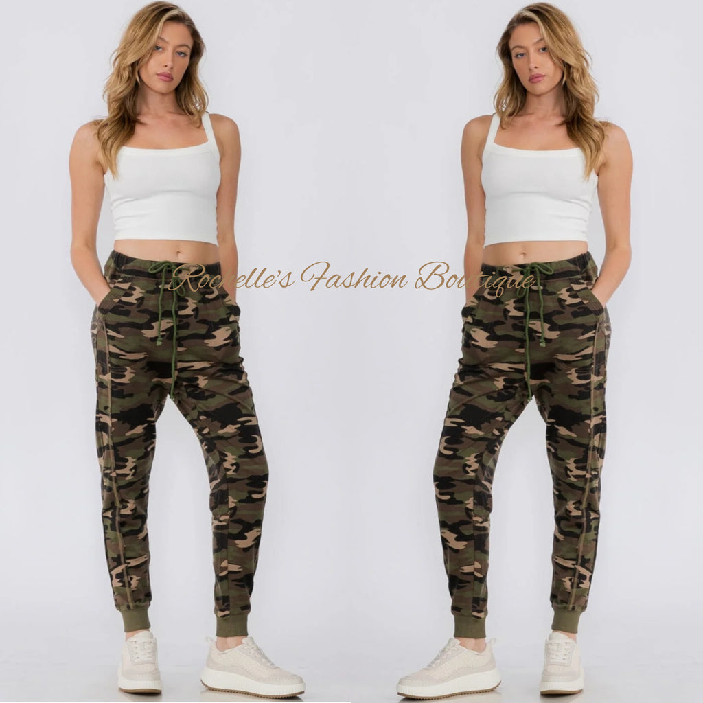 Camo Print Pockets  Jogger Pants 1