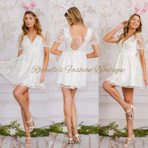 White S/S V-Neck Lace Flare Mini Dress White S/S V-Neck Lace Flare Mini Dress
